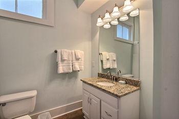 The Hawthorne By Low Country Rentals Чарльстон Экстерьер фото