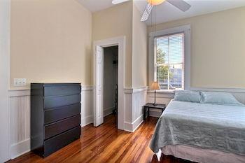 The Hawthorne By Low Country Rentals Чарльстон Экстерьер фото